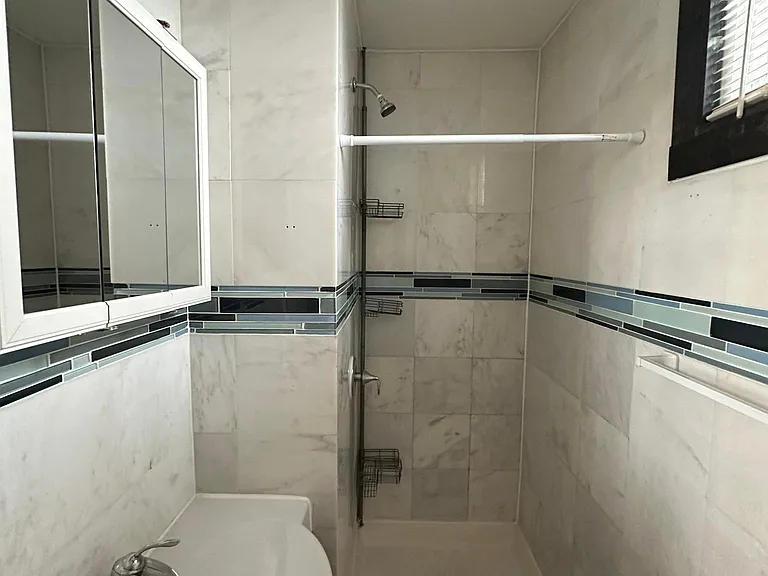 371 Norton St #1-0 — Photo 5