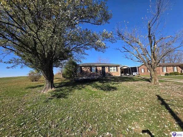 135 Lee Ave, Lebanon, KY 40033