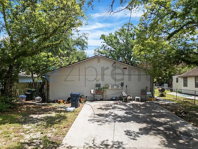 8117 N Mulberry St #B — Photo 2