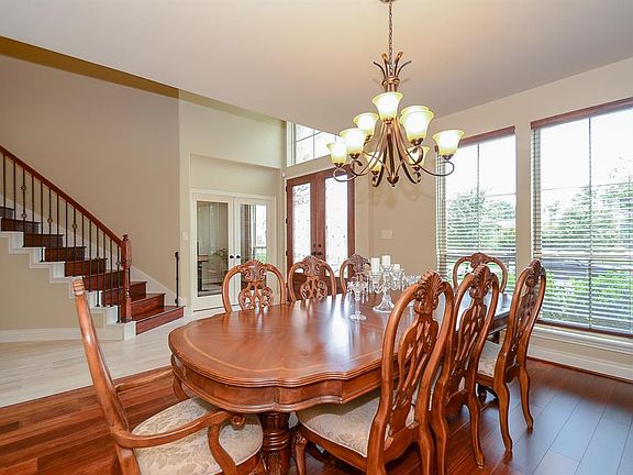 4th image of 4239 Pebble Heights Ln
