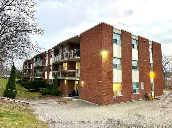 7 Riverview Blvd, Saint Catharines, ON