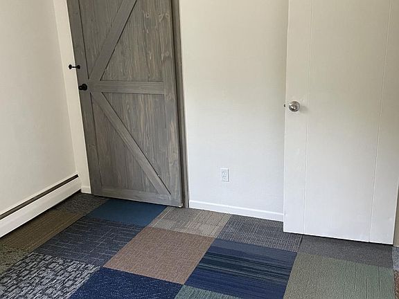 4th image of 2301 Minnehaha Ave S #5