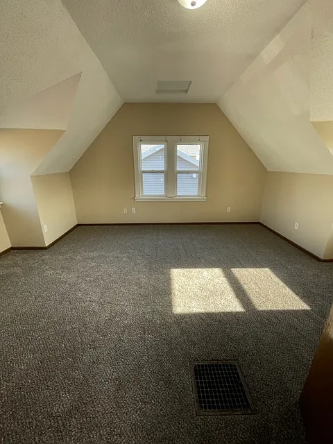 Building Photo - 1601 K Ave NE #2