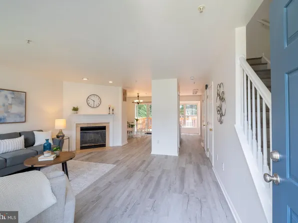 7957 Heather Mist Dr #108, Severn, MD 21144