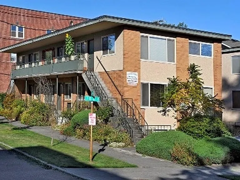 1720 E John St #205 — Photo 4