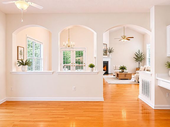 4th image of 8709 Blakehurst Dr