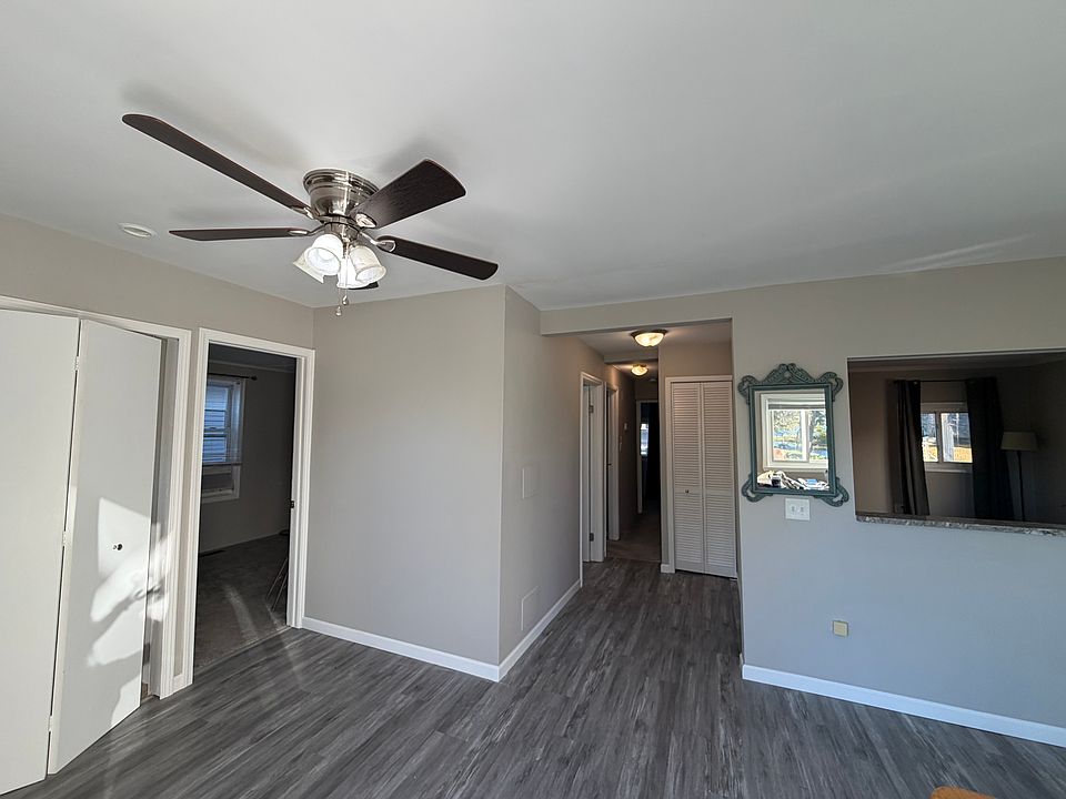 6897 Dandison Blvd, photo 15