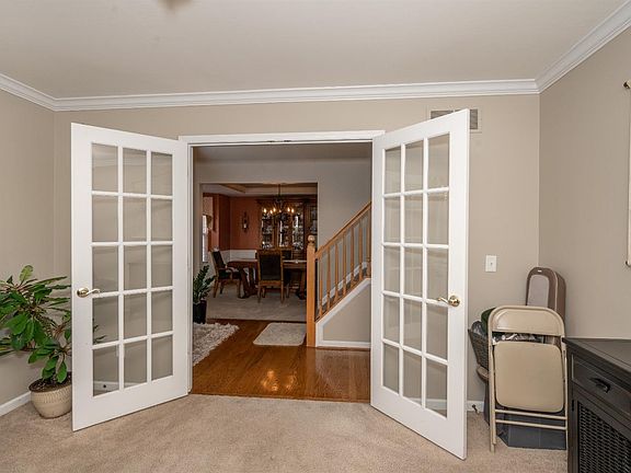 5th image of 5799 Wisteria Ct