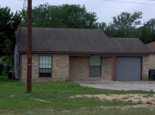 1111 N Bishop St, San Marcos, TX 78666