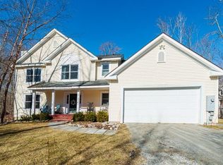 334 Mending Walls Rd, Manchester Center, VT 05255