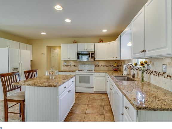 2nd image of 23 Whirlaway Dr