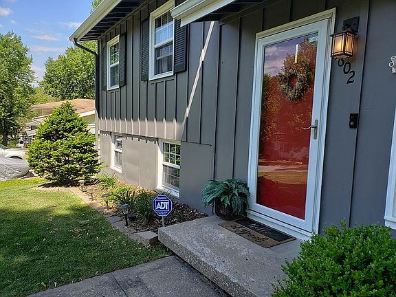 Front entry, new landscaping