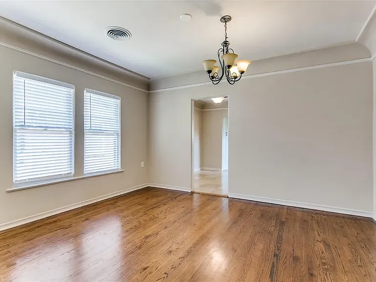 4306 Normandy Ave — Photo 7