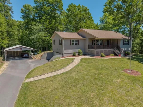 944 Wildcat Dr, Murphy, NC 28906