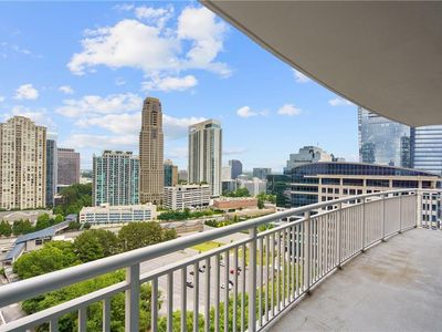 3338 Peachtree Rd NE APT 2005, Atlanta, GA, 30326