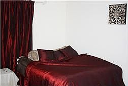 3rd image of 2706 W Oaks Cir E
