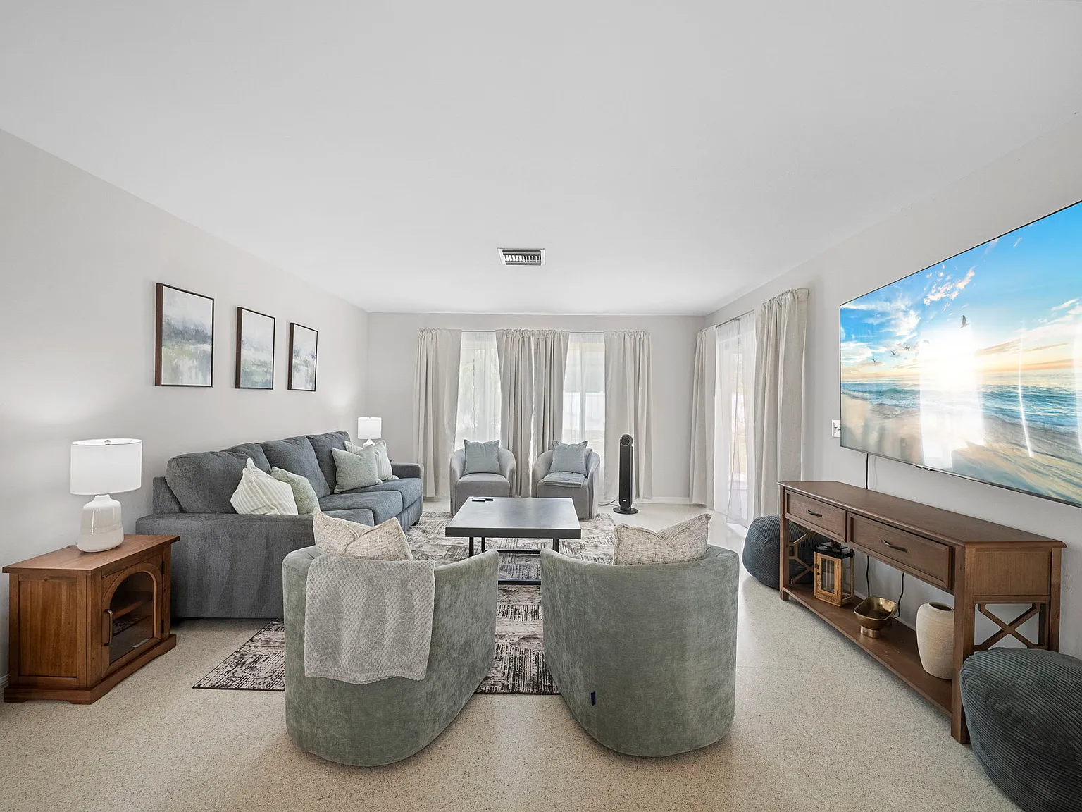 2 bed, 1281 sqft, $3,000 — Photo 1