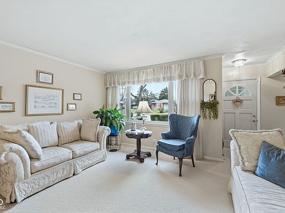 4th image of 1819 N Hibiscus Dr