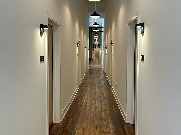 Overton Lofts — Photo 9