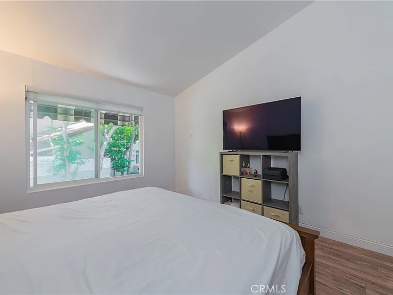 80 Stanford Ct #40 — Photo 15