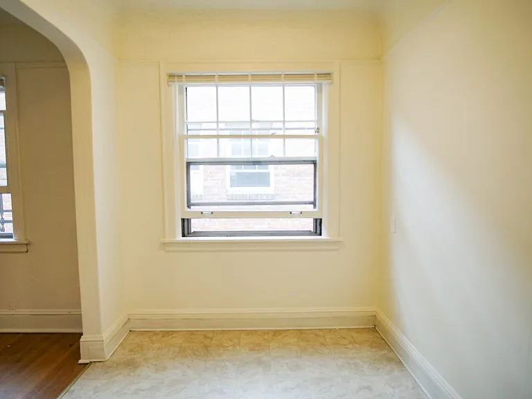 1944 NW Johnson St #204 — Photo 10
