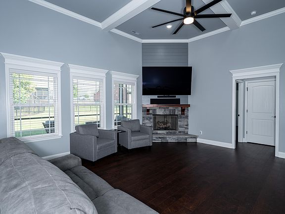 2nd image of 8398 Skybrook Dr