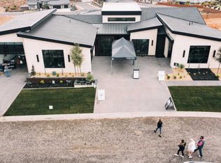 34 N Cliffside Dr, Washington, UT 84780