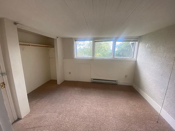 3rd image of 4611 22nd Ave NE APT 4