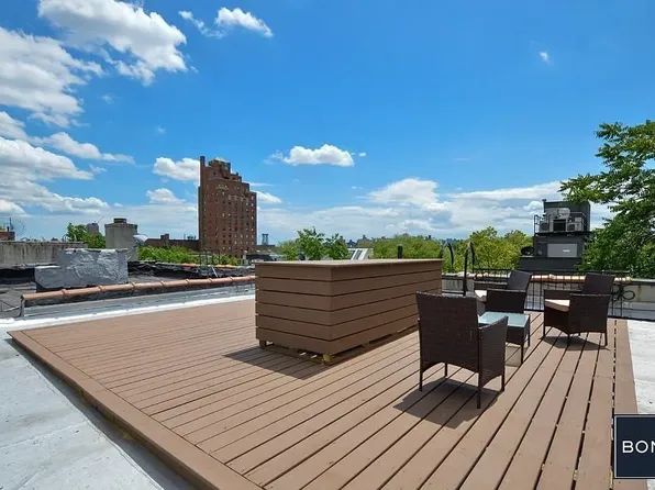 126 Macdougal Street image 1 of 11