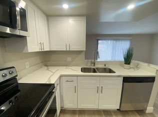 2550 College Pl APT 207, Fullerton, CA 92831