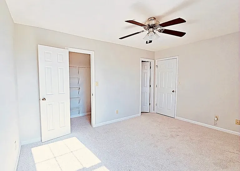 259 Waterdown Dr #11 — Photo 27