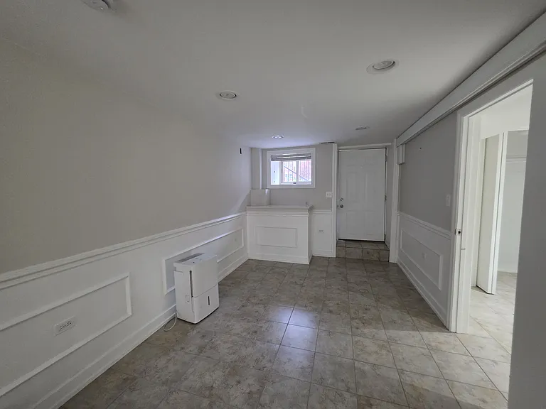 3648 W George St #G — Photo 6