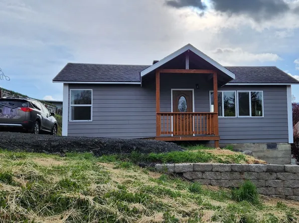 533 Bender St, Myrtle Point, OR 97458