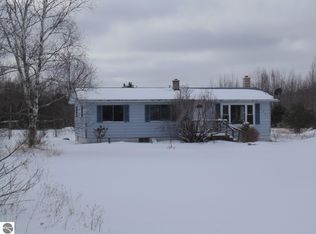 1701 W Cutcheon Rd, Lake City, MI 49651