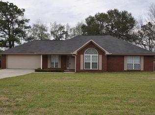 104 Ashlea Ln, Daleville, AL 36322