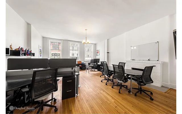 liunx 60 玄 60 East 66th Street in Lenox Hill, Manhattan | StreetEasy