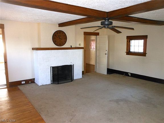 3rd image of 1321 Meriline St