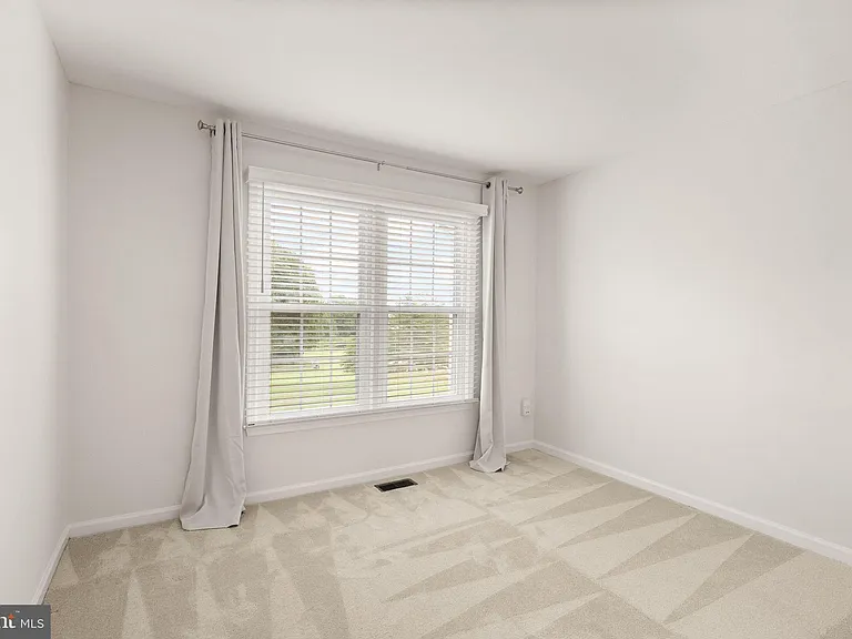 3855 Inverness Rd — Photo 36