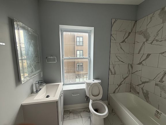 5th image of 1200 S 17th St #A