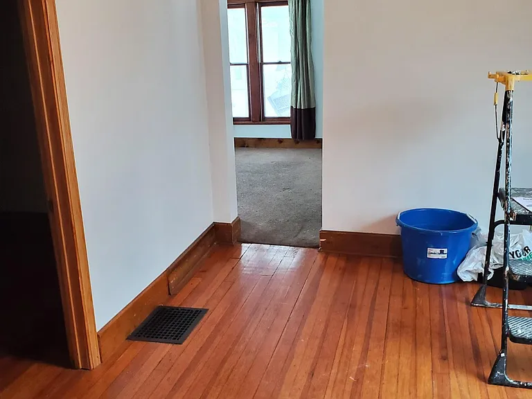6511 Colby St — Photo 4