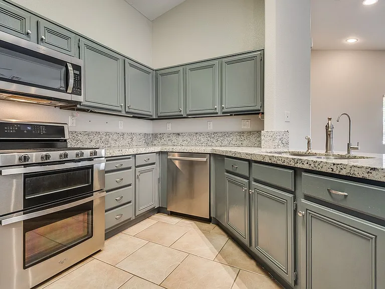 8950 Manalang Rd — Photo 2