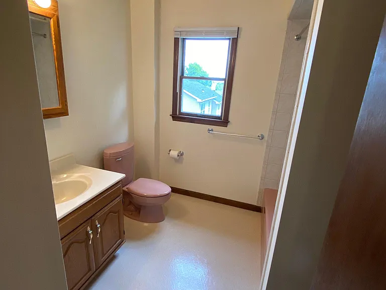 10 Pearl St #3 — Photo 13