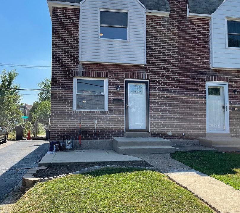 1st image of 620 W Ashland Ave