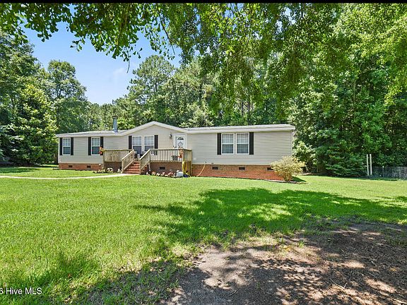 3rd image of 103 Indian Cave Drive