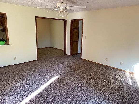 5th image of 1528 S Shalamar Dr