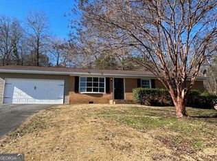 207 Cherry Hill Dr, Calhoun, GA 30701