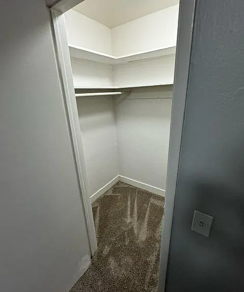 North Lake Tower — Photo 4