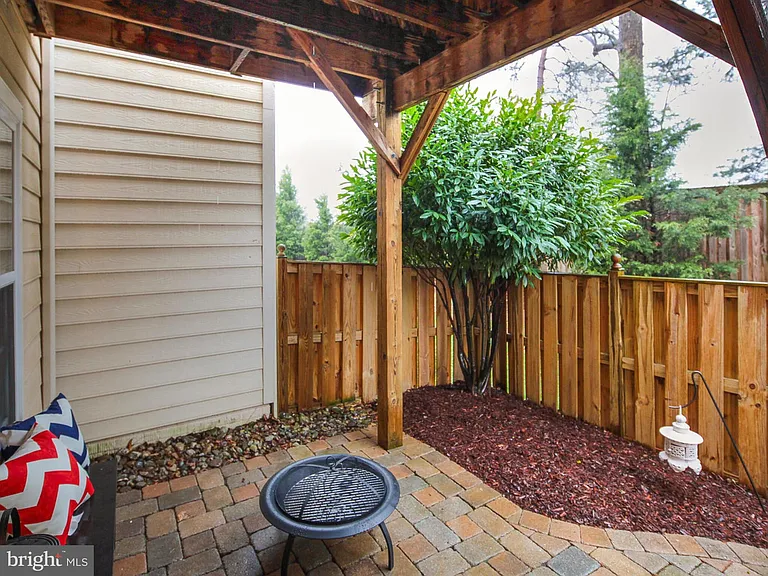 2958 Thompson Park Ln — Photo 38