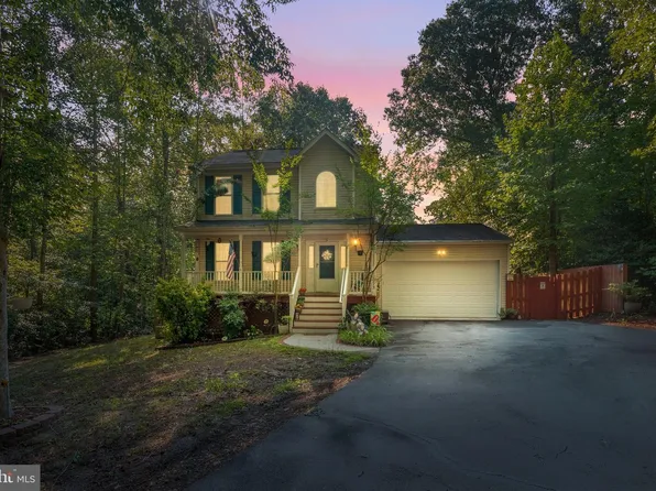 10975 Colbys Ln, King George, VA 22485