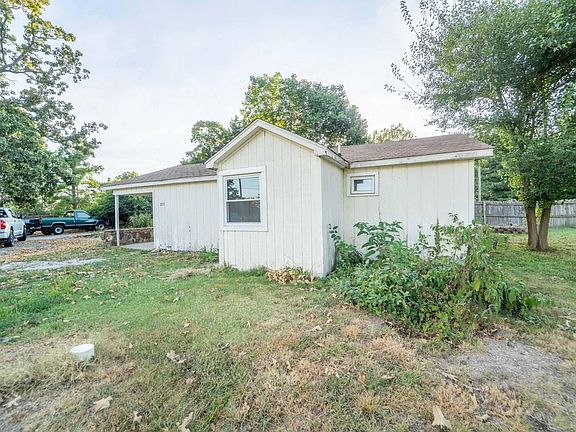 4th image of 2107 S 18th Avenue